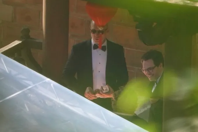 外國賓客身穿西裝打扮。特勤中心攝