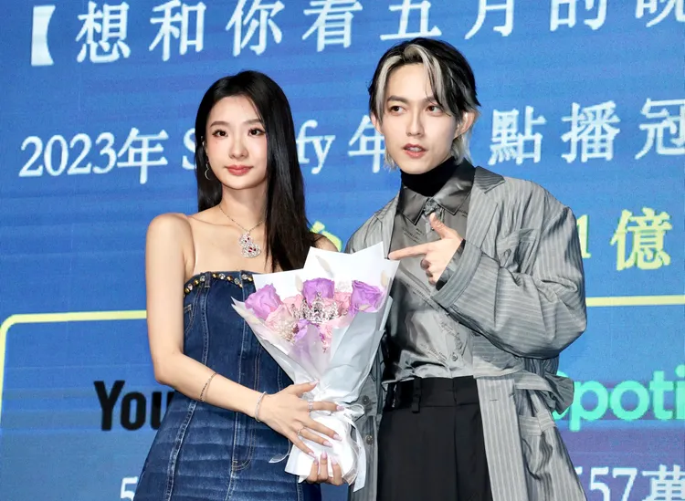 林宥嘉（右）今為陳華發片記者會站台。莊宗達攝