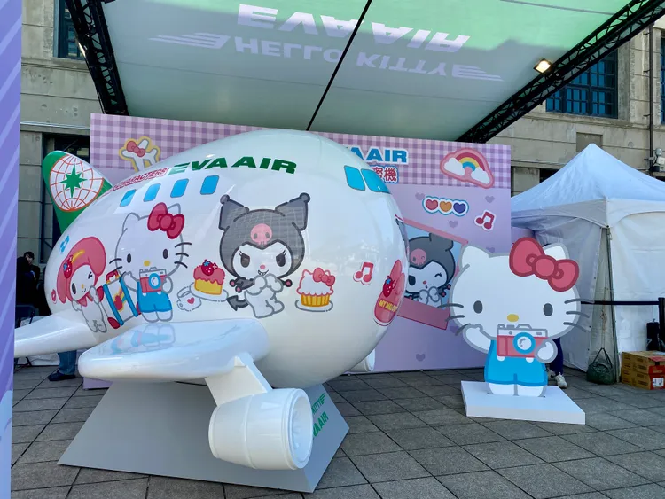 「彩繪機嘉年華」活動現場有大型裝置等開放民眾體驗。莊偉祺攝