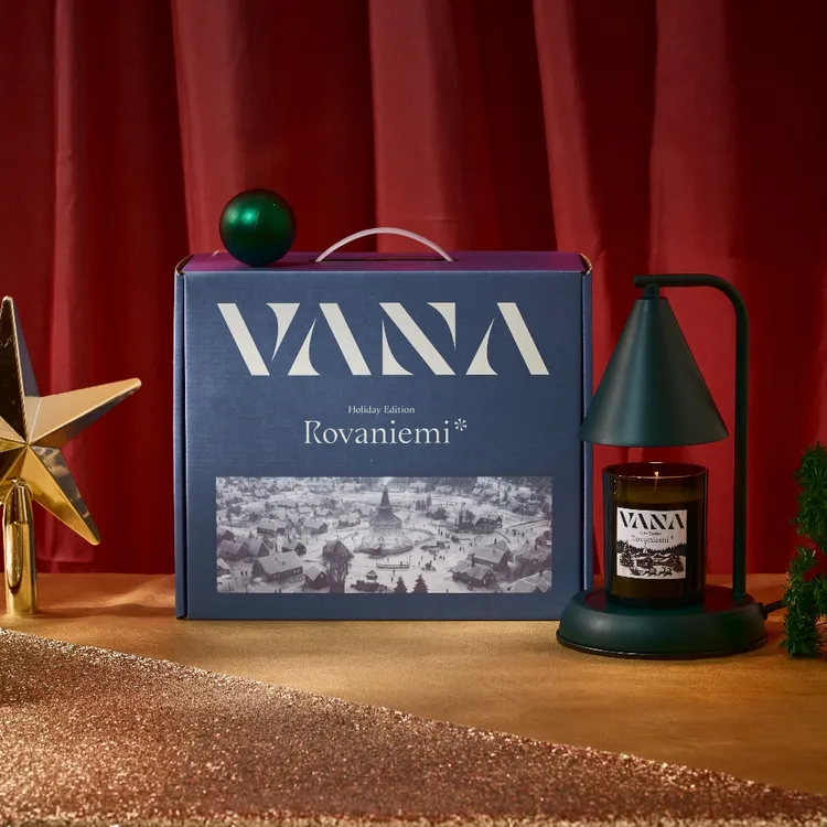 聖誕村金屬款香氛暖燈禮盒，1990元。品牌提供