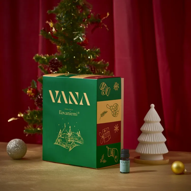聖誕樹擴香石香氛精油禮盒，990元。品牌提供