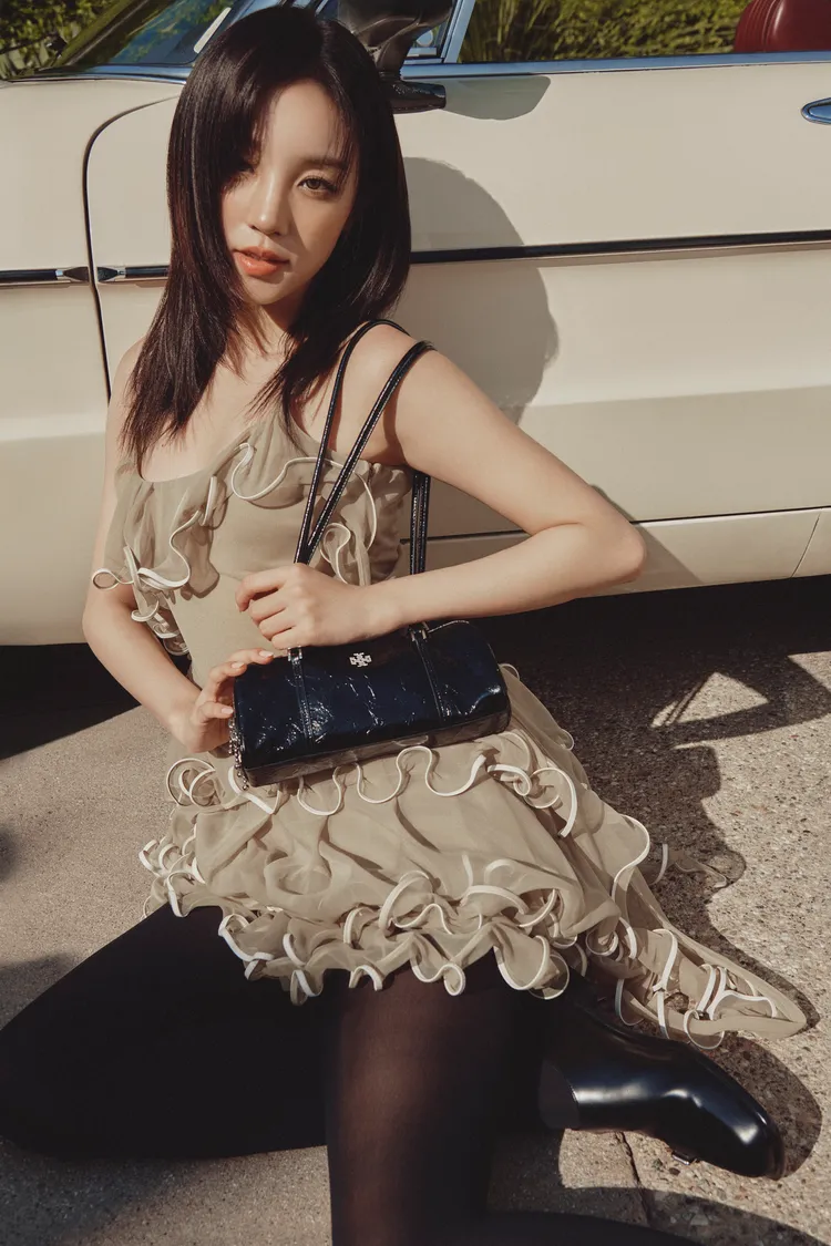 宋雨琦拍攝TORY BURCH形象照。品牌提供