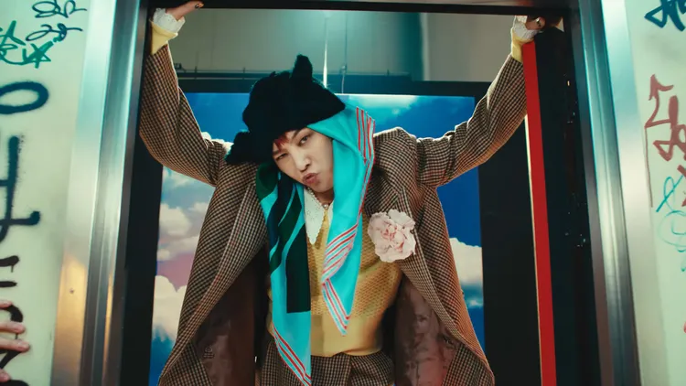 GD新歌《POWER》MV公開6小時，累積423萬觀看次數。翻攝YouTube