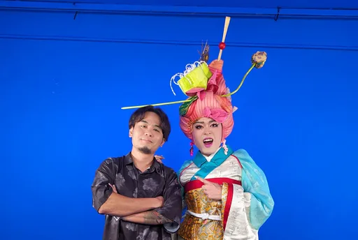 「莲花头女神」面子好大 邀金曲乐团主唱献唱扮「太阳婴儿」