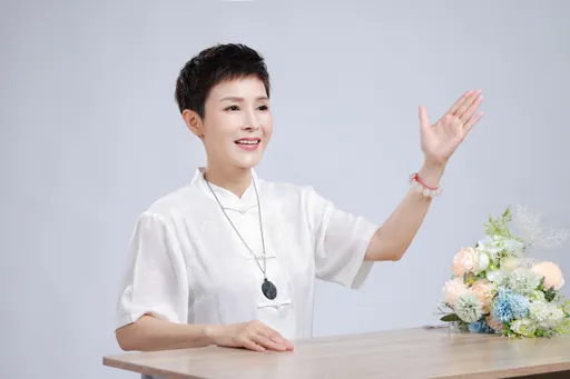 《戏说台湾》女星遗传母亲通灵成三太子乩身 不从天命曝换来「惩罚」