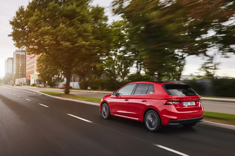 第四代Fabia 提供1.0 TSI與1.5 TSI兩款渦輪增壓引擎，可滿足不同消費者的駕駛需求。原廠照片