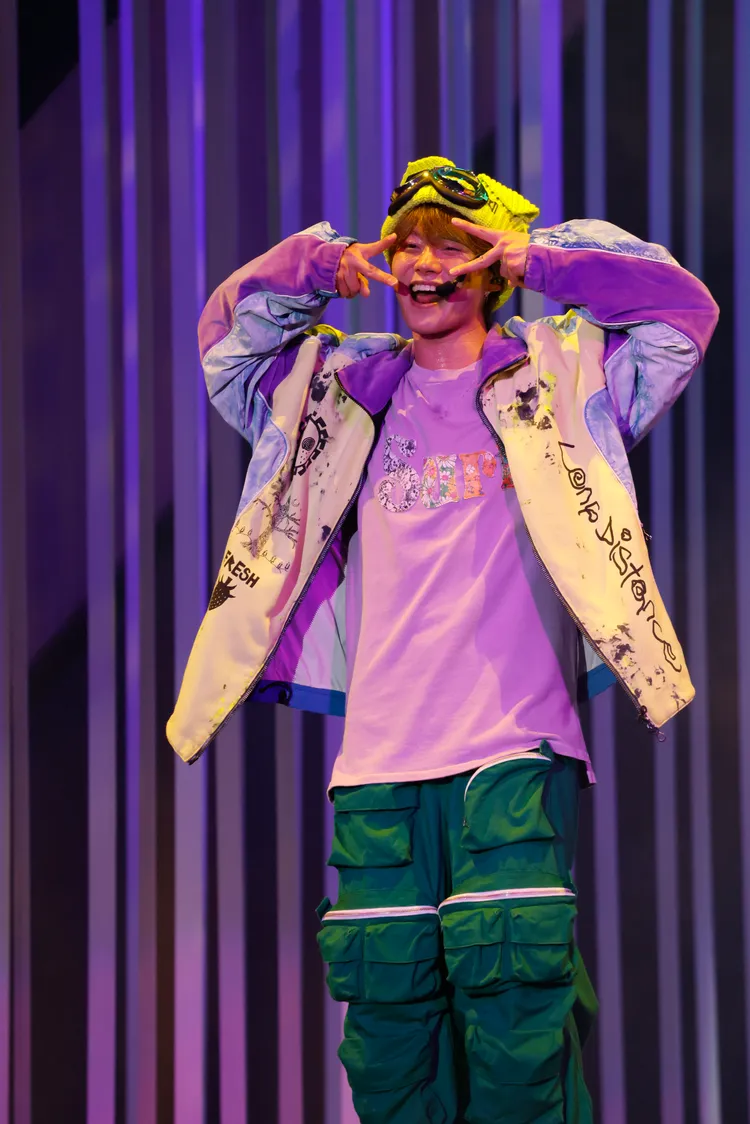 大橋和也比出可愛的YA。大鴻藝術BIG ART、超級圓頂SUPER DOME提供