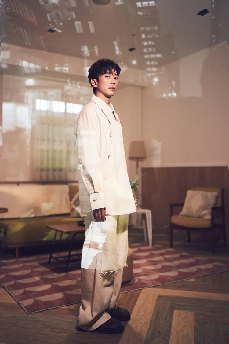 張棟樑分享自身近況。HEADLINE音樂提供