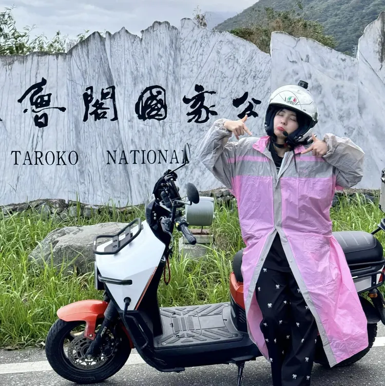 李多慧展開機車環島之旅。翻攝自李多慧臉書