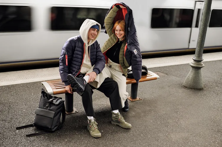 PALLADIUM與JOTT打造出羽絨靴、羽絨外套。品牌提供