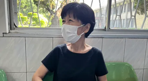 柯文哲剃光頭 陳佩琪愛相隨也剪髮?四叉貓「搞錯人」道歉了