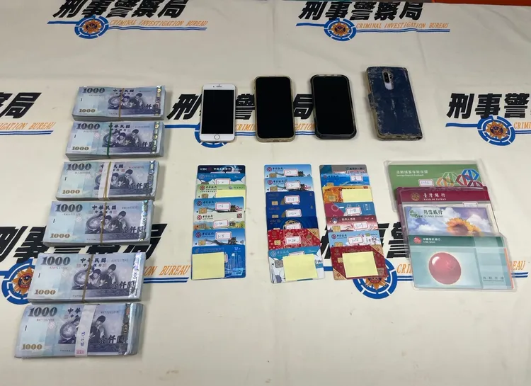 警方查扣相關證物。警方提供