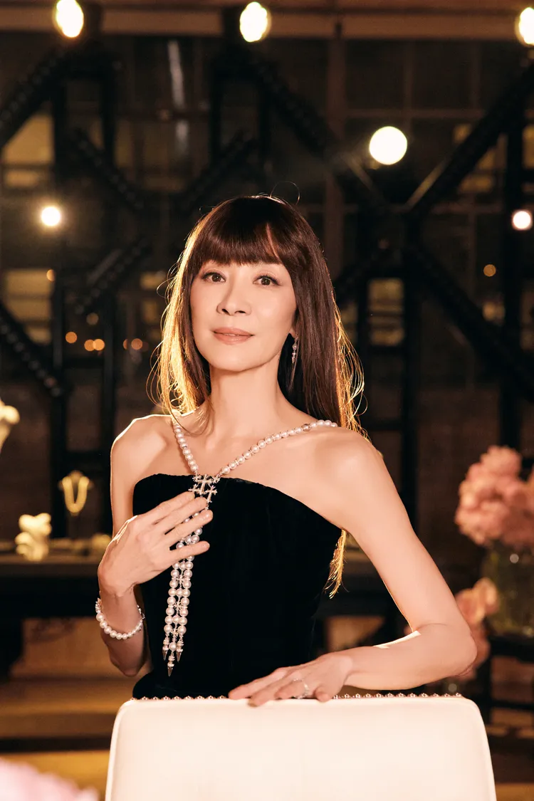 有粉絲形容她這造型是「lalisa vibes」。品牌提供