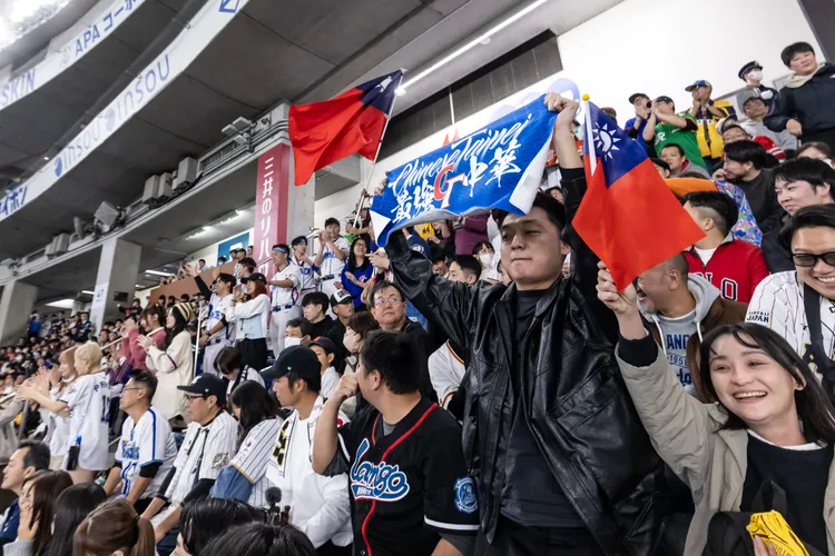 東京巨蛋大批觀眾為台灣加油。 棒協提供