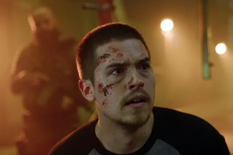 迪倫史普洛茲首度挑戰動作片。采昌提供