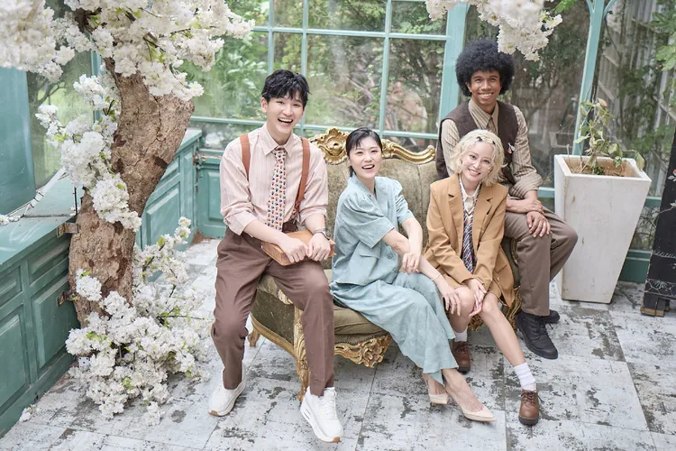 歐巴尚青與金曲歌后曹雅雯合作《滿滿攏是你身影的城市》。時代創藝提供