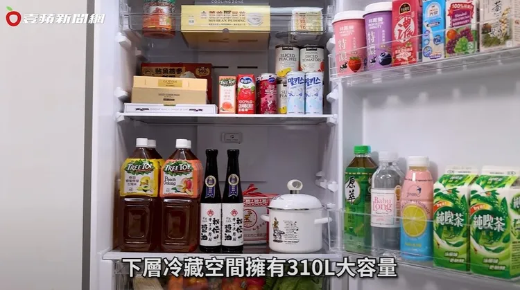 ▲連大罐飲料、鍋子等都可以直接放進去，而且還能一目了然喔！