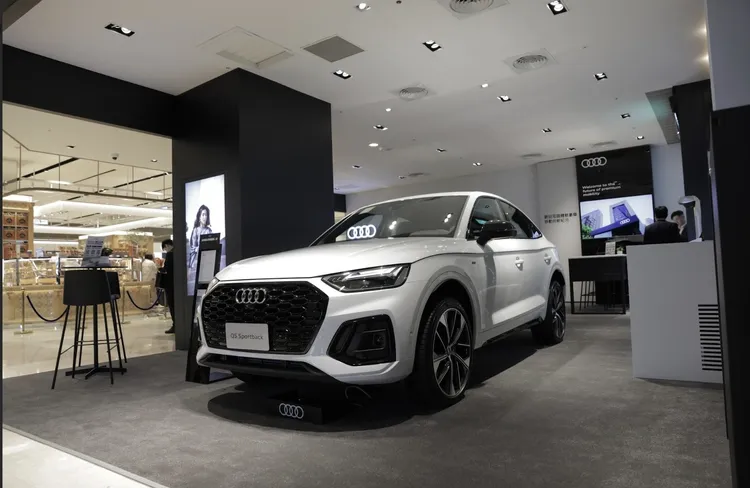 北台灣都會巡迴展也於台北信義新天地A8 1F同步登場，即日起至1月5日Audi Q4 Sportback e-tron與Q5 Sportback將於現場同步展出。業者提供