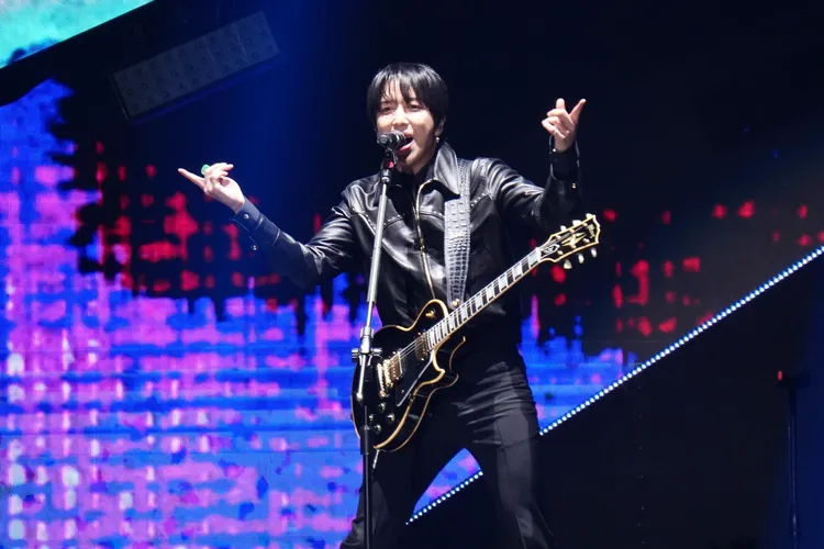 鄭容和放話「明天要再辦一場」。彭欣偉攝