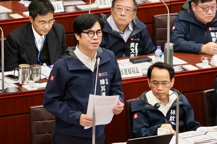 陳其邁表示，明年將增編1500萬元預算補助三級棒球。翻攝畫面