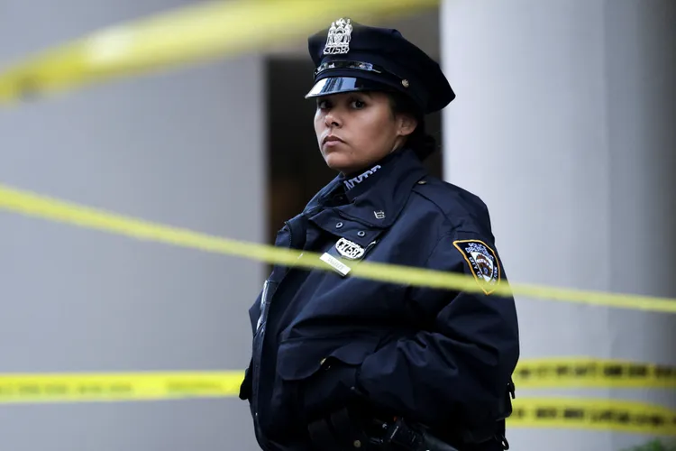 紐約市警方在現場戒備。路透社