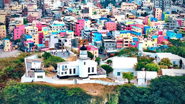 旗津彩繪屋成為遊客打卡景點新寵。林熺俊提供