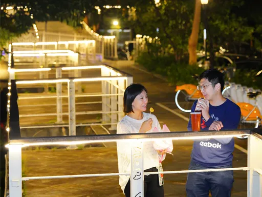 提升夜間安全又添浪漫氛圍 湳仔溝津渡橋柔光燈妝點成新約會地標