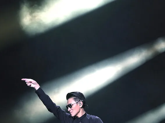 華仔帥氣撩粉。台灣映藝、超級圓頂提供