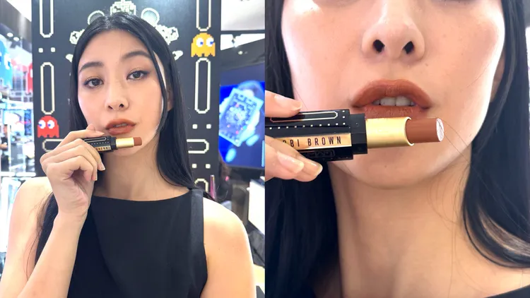 Model示範柔霧慕斯唇膏#Boutique Brown。張家玲攝