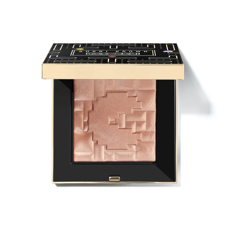 金緻美肌粉PAC-MAN版，2200元。品牌提供