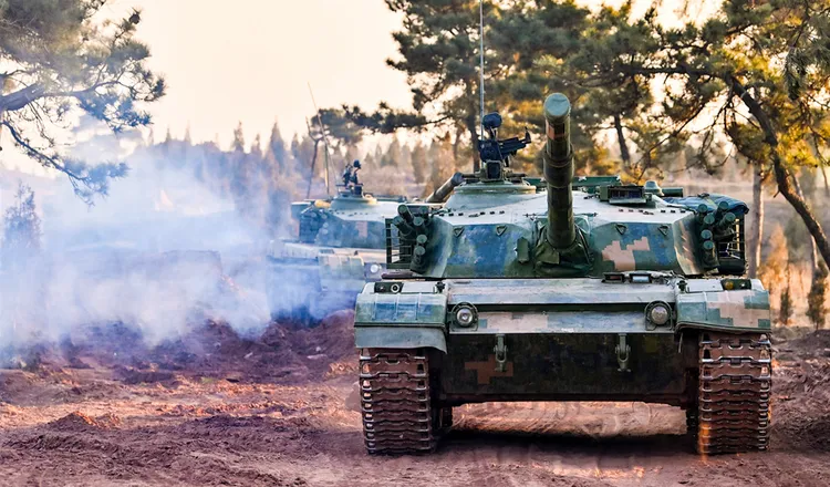 美方判斷，就算是部分解放軍登陸成功，在台灣各地也將遭受多重打擊。圖為解放軍戰車演訓。翻攝解放軍網