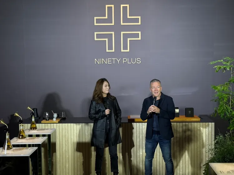 Ninety Plus 亞洲辦事處商業總監劉曉瑜（左）與創辦人 Joseph Brodsky (右) 。陳揚盛攝