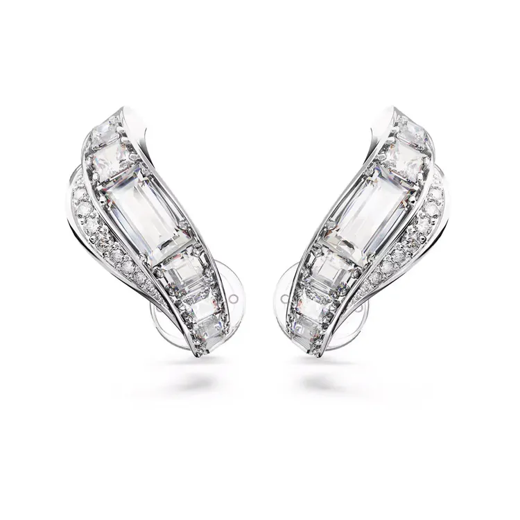 SWAROVSKI Hyperbola夾式耳環，4250元。品牌提供
