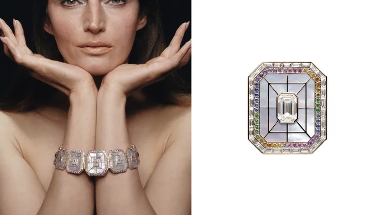 愛馬仕流彩項鍊（左圖），玫瑰金鑲嵌3顆祖母綠切割鑽石、4顆黃色藍寶石、2顆橙粉色藍寶石、2顆粉紅藍寶石、2顆藍色藍寶石、2顆綠色藍寶石、珍珠母貝、藍色、粉紅色和黃色藍寶石、沙弗萊石和錳鋁榴石、紫水晶、長方形切割和明亮式切割鑽石；戒指（右圖），玫瑰金鑲嵌一顆2.50祖母綠切割鑽石、珍珠母貝、藍色、黃色和粉紅色藍寶石、沙弗萊石和錳鋁榴石、紫水晶和長方形切割鑽石。品牌提供