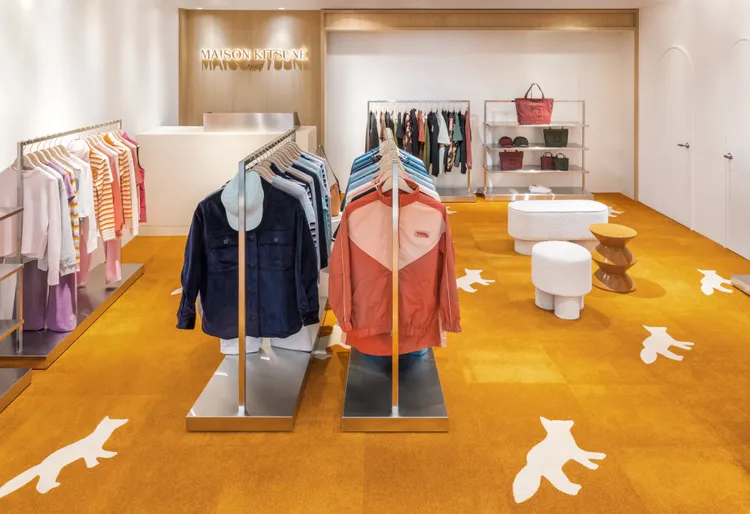 地毯採用了活潑俏皮的小狐狸輪廓作壓印。品牌提供