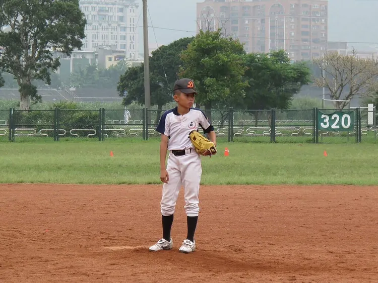 江國豪是彰化員林國小棒球隊，當時就擔任投手，場上氣場十足。校方提供
