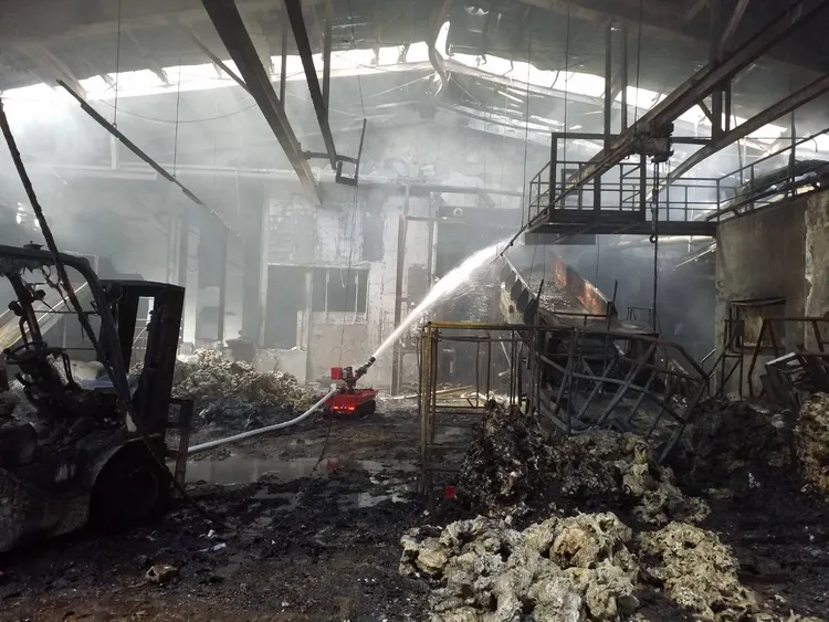 消防救災機器經投入救災。新竹縣消防局提供