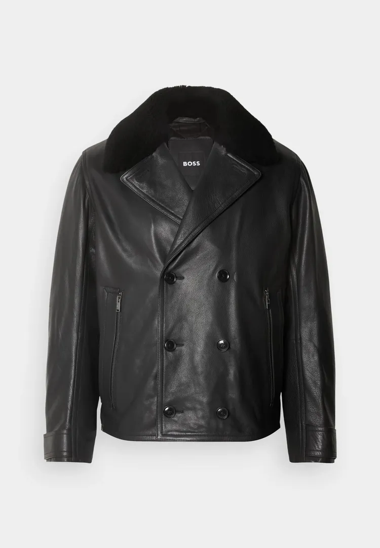 BOSS黑色羊毛翻領騎士皮外套，3萬9400元。品牌提供