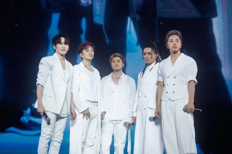 Energy在新加坡站巡演首唱5人編制的《眼淚的味道》，讓粉絲圓夢了。圖／相信音樂提供