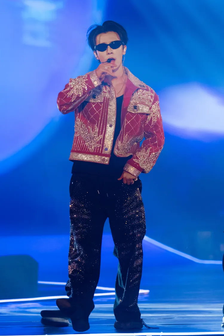 東海羨慕銀赫褲子很通風。 COME ON JKSSP提供