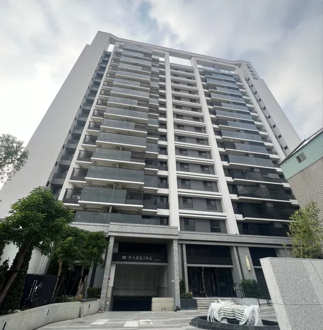 岡山區千坪社區大樓案「艾美御花園」已進入完工倒數階段！葉家銘攝