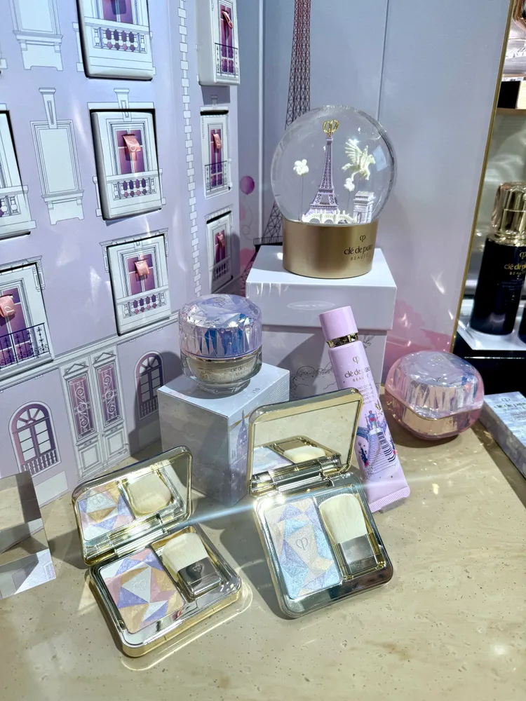 肌膚之鑰幻遊巴黎限量系列。張家玲攝