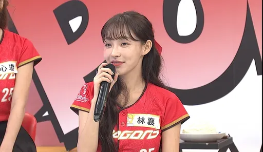 林襄遭爆資源被分最多! 「李多慧空降當隊長」小映哭3天3夜