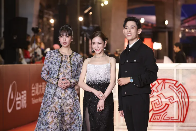 金馬61紅毯主持人楊千霈、徐鈞浩、王渝萱。攝影中心攝