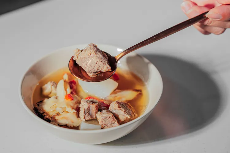 山藥蓮子排骨湯。馬光提供