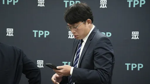 黃國昌支持加嚴罷免連署　時力：背棄理念的無恥政客