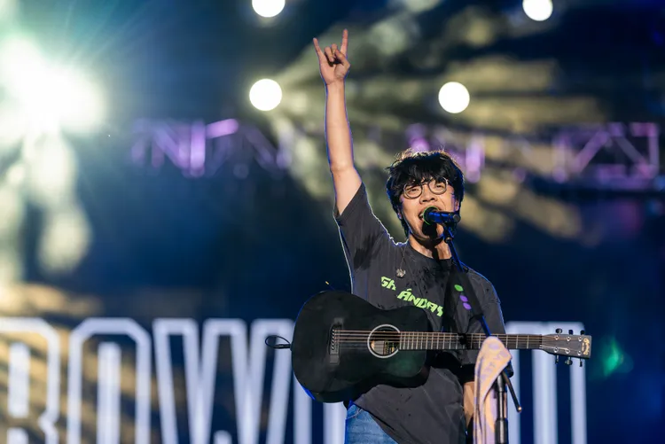 盧廣仲金曲連發，勾全場大合唱。圖／台東縣政府提供