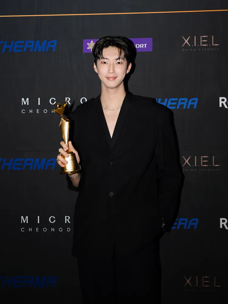 金雲感謝獲獎，表示之後會更努力來答謝大家的支持。伊林娛樂提供