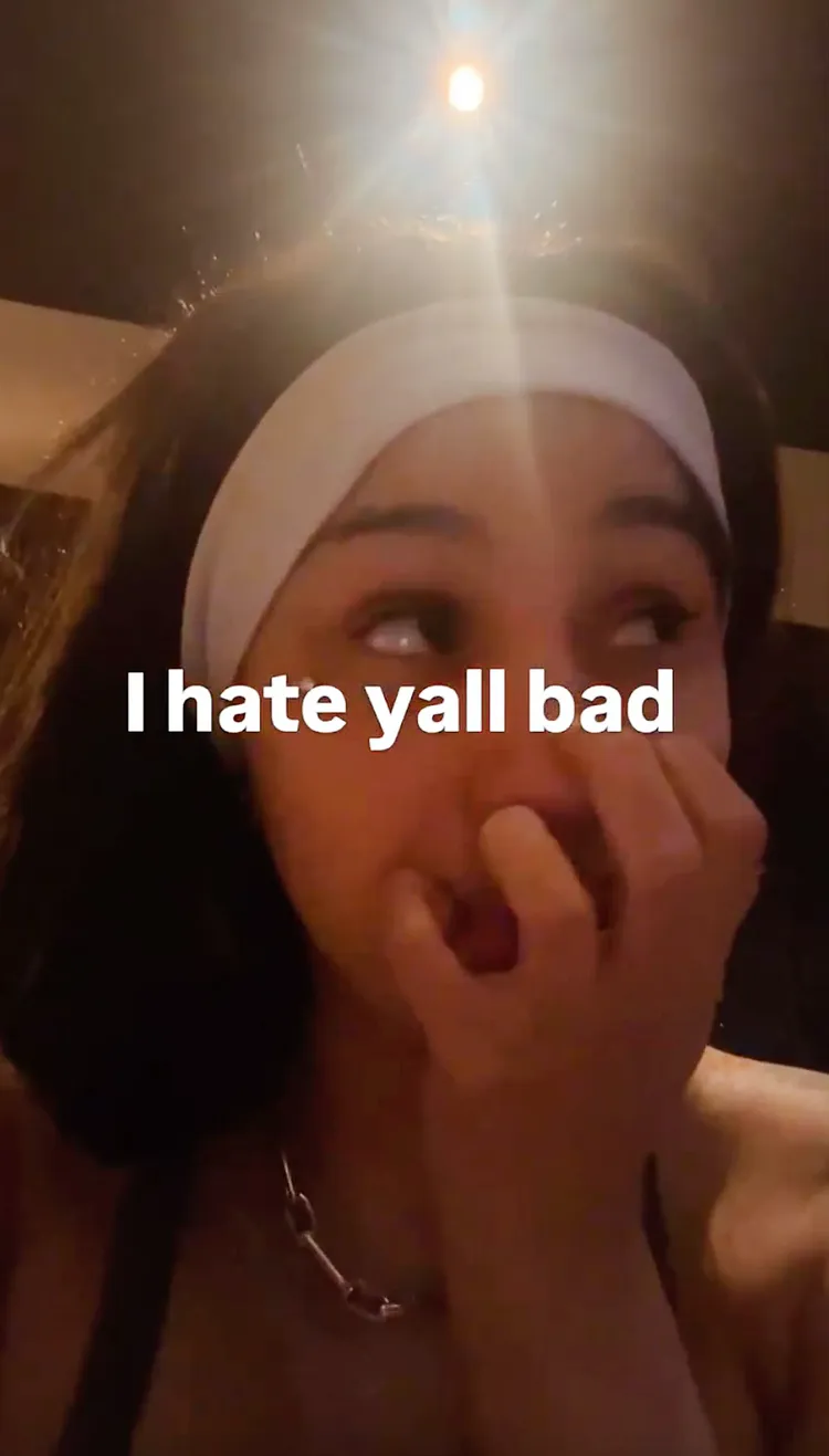 卡蒂B哭喪著臉。翻攝IG