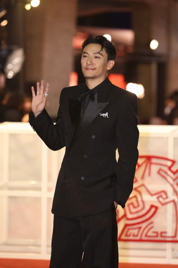 張震妥妥拿下紅毯最帥。攝影中心攝